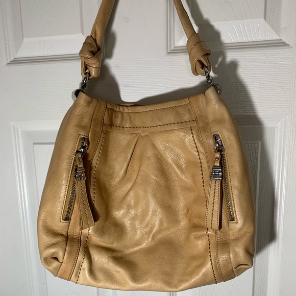 B. MAKOWSKY -Genuine Leather Bag - Picture 2 of 16